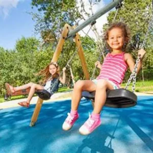 kids-on-swing-600h